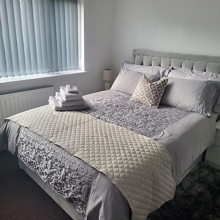 Spacious & Cosy Holiday Home In 맨체스터 외부 사진