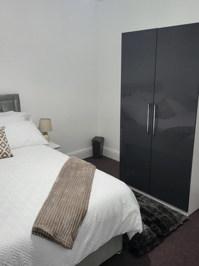 Spacious & Cosy Holiday Home In 맨체스터 외부 사진