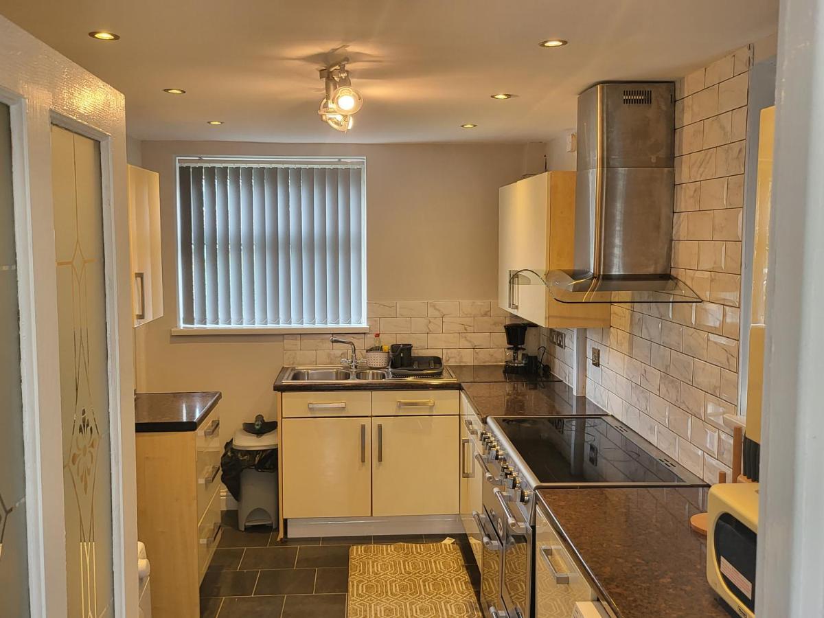 Spacious & Cosy Holiday Home In 맨체스터 외부 사진